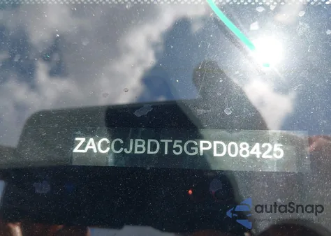 2016 Jeep Renegade Limited z USA, uszkodzony, nr VIN ZACCJBDT5GPD08425